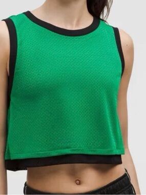 Lululemon Double-Layered Mesh Reversible
Tank Top